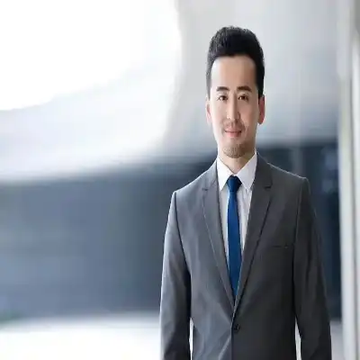崔英